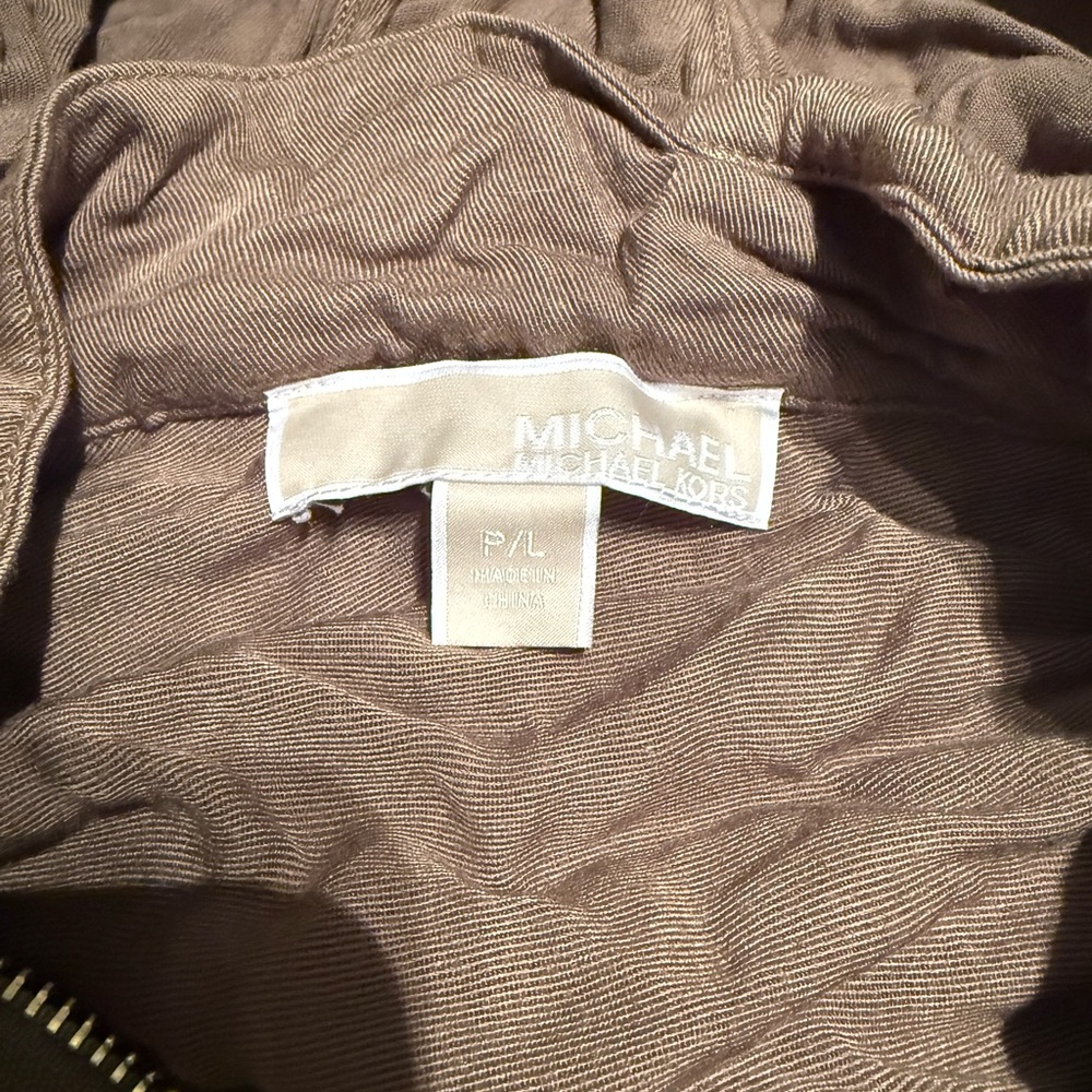 Green Hooded Jacket With Drawstring - image 2